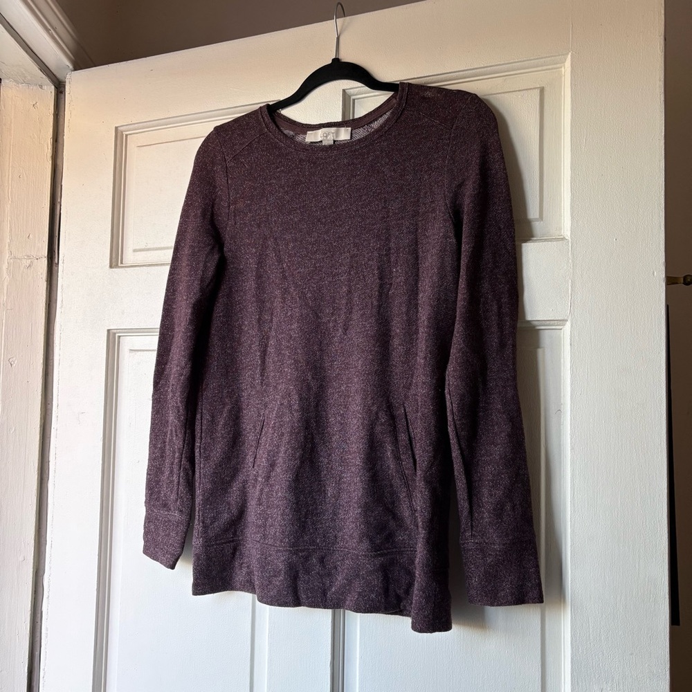 LOFT Maroon Long Sleeve Top. SB3